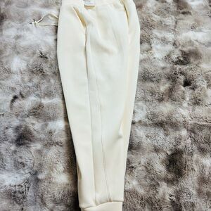CALIA by Carrie Underwood Cream Jogger Pants NWT med.